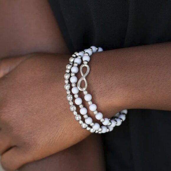 Paparazzi Jewelry Accessories -Immeasurably Infinite - Silver Bracelet - Vintage - Picture 1 of 4